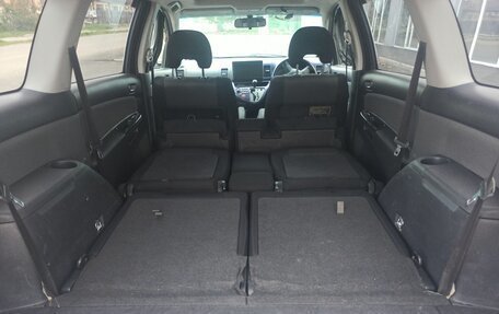 Toyota Wish II, 2004 год, 835 000 рублей, 13 фотография