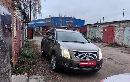 Cadillac SRX II рестайлинг, 2014 год, 1 600 000 рублей, 7 фотография