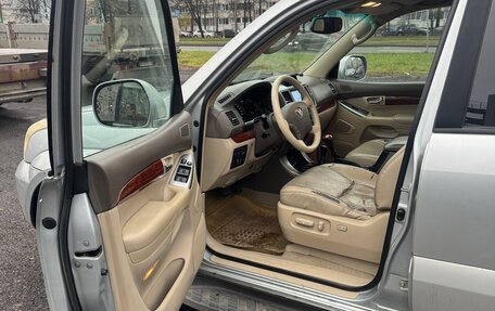 Toyota Land Cruiser Prado 120 рестайлинг, 2003 год, 1 200 000 рублей, 7 фотография