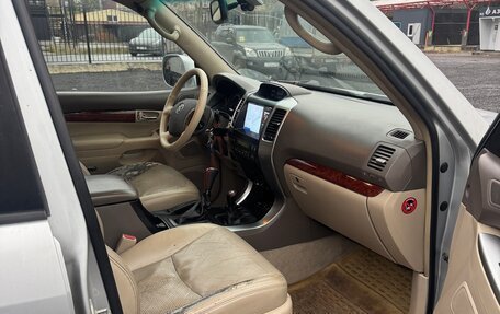 Toyota Land Cruiser Prado 120 рестайлинг, 2003 год, 1 200 000 рублей, 9 фотография