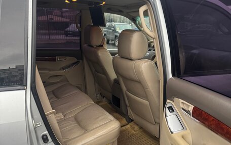 Toyota Land Cruiser Prado 120 рестайлинг, 2003 год, 1 200 000 рублей, 8 фотография