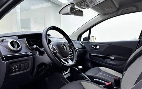 Renault Kaptur I рестайлинг, 2022 год, 2 050 000 рублей, 20 фотография