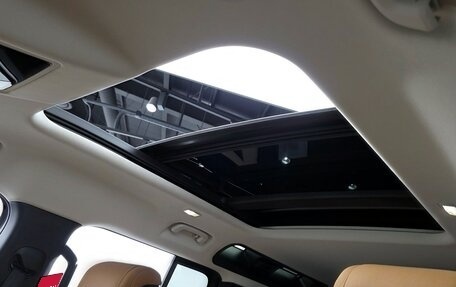 Land Rover Defender II, 2022 год, 6 912 000 рублей, 7 фотография