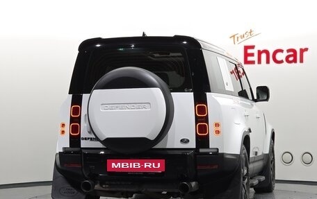 Land Rover Defender II, 2022 год, 6 912 000 рублей, 4 фотография