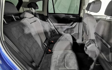 Volkswagen Tiguan II, 2018 год, 2 225 000 рублей, 16 фотография