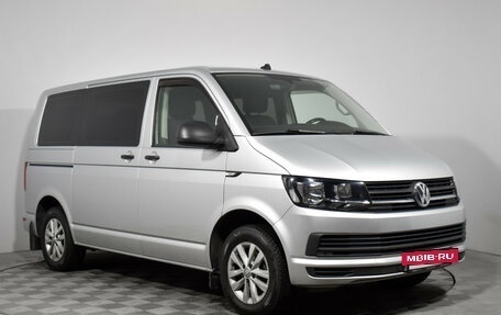 Volkswagen Multivan T6 рестайлинг, 2019 год, 3 800 000 рублей, 3 фотография