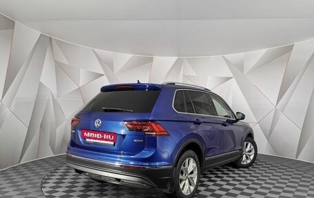 Volkswagen Tiguan II, 2018 год, 2 225 000 рублей, 2 фотография