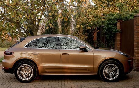 Porsche Macan I рестайлинг, 2014 год, 3 500 000 рублей, 2 фотография