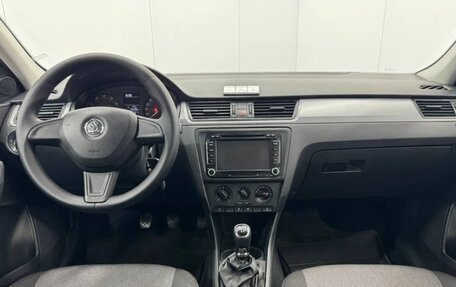 Skoda Rapid I, 2014 год, 780 000 рублей, 6 фотография