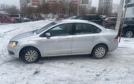 Volkswagen Polo VI (EU Market), 2012 год, 350 000 рублей, 3 фотография