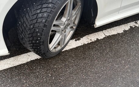 Mercedes-Benz E-Класс, 2011 год, 1 550 000 рублей, 19 фотография