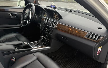 Mercedes-Benz E-Класс, 2011 год, 1 550 000 рублей, 20 фотография