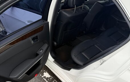 Mercedes-Benz E-Класс, 2011 год, 1 550 000 рублей, 15 фотография