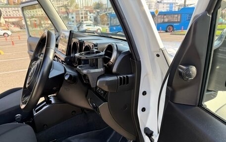 Suzuki Jimny, 2020 год, 2 590 000 рублей, 28 фотография