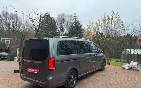Mercedes-Benz V-Класс, 2019 год, 6 000 000 рублей, 4 фотография