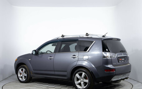 Mitsubishi Outlander III рестайлинг 3, 2008 год, 900 000 рублей, 7 фотография