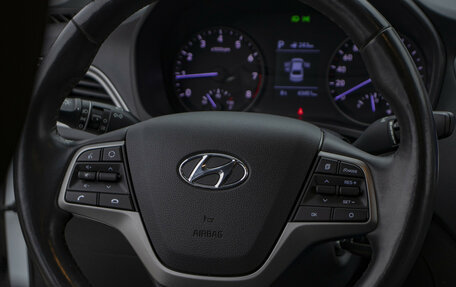 Hyundai Solaris II рестайлинг, 2019 год, 1 587 000 рублей, 15 фотография