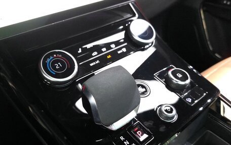 Land Rover Range Rover Sport, 2022 год, 8 200 000 рублей, 5 фотография