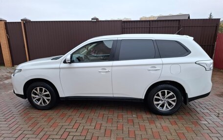 Mitsubishi Outlander III рестайлинг 3, 2014 год, 1 450 000 рублей, 1 фотография