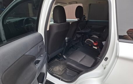 Mitsubishi Outlander III рестайлинг 3, 2014 год, 1 450 000 рублей, 9 фотография