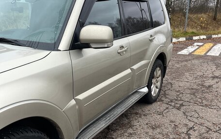Mitsubishi Pajero IV, 2008 год, 1 600 000 рублей, 9 фотография