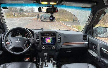 Mitsubishi Pajero IV, 2008 год, 1 600 000 рублей, 13 фотография