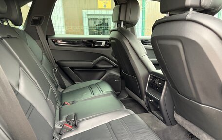 Porsche Cayenne III, 2018 год, 5 499 999 рублей, 15 фотография