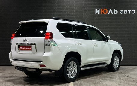 Toyota Land Cruiser Prado 150 рестайлинг 2, 2013 год, 3 090 000 рублей, 5 фотография