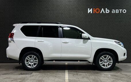 Toyota Land Cruiser Prado 150 рестайлинг 2, 2013 год, 3 090 000 рублей, 4 фотография