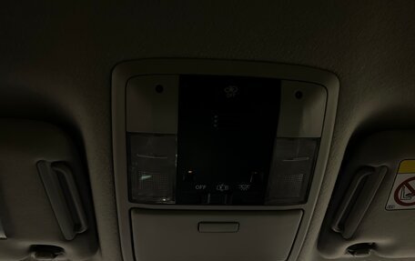 Toyota Land Cruiser Prado 150 рестайлинг 2, 2013 год, 3 090 000 рублей, 23 фотография