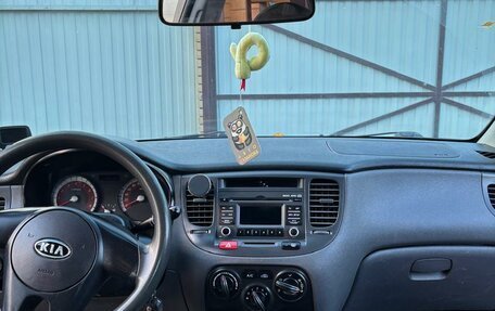 KIA Rio II, 2010 год, 550 000 рублей, 12 фотография