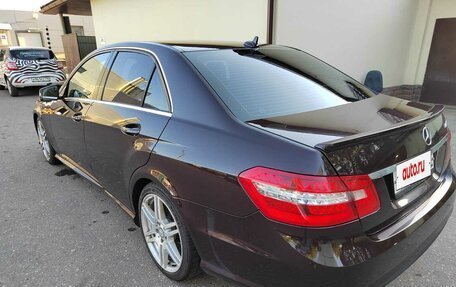 Mercedes-Benz E-Класс, 2013 год, 1 350 000 рублей, 5 фотография