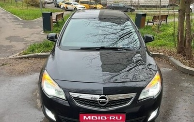 Opel Astra J, 2011 год, 579 000 рублей, 1 фотография