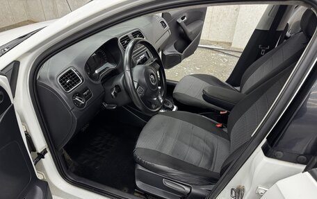 Volkswagen Polo VI (EU Market), 2012 год, 585 000 рублей, 11 фотография