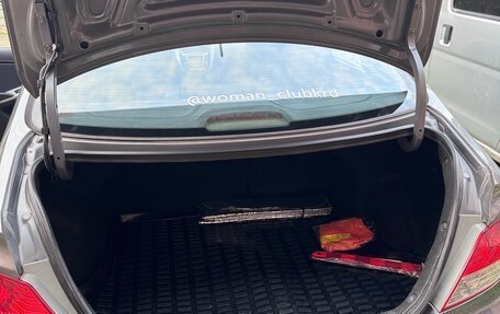 Hyundai Solaris II рестайлинг, 2011 год, 850 000 рублей, 4 фотография