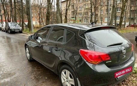 Opel Astra J, 2011 год, 579 000 рублей, 4 фотография