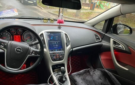 Opel Astra J, 2011 год, 579 000 рублей, 13 фотография