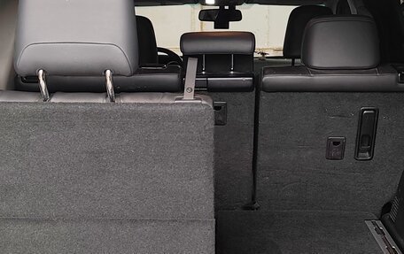 Toyota Land Cruiser Prado 150 рестайлинг 2, 2015 год, 4 050 000 рублей, 16 фотография