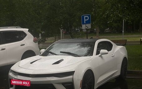 Chevrolet Camaro VI, 2016 год, 4 200 000 рублей, 10 фотография