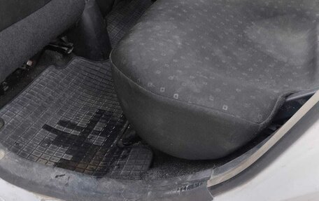 Toyota Yaris III рестайлинг, 2008 год, 390 000 рублей, 10 фотография