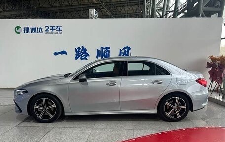 Mercedes-Benz A-Класс, 2022 год, 1 698 832 рублей, 6 фотография