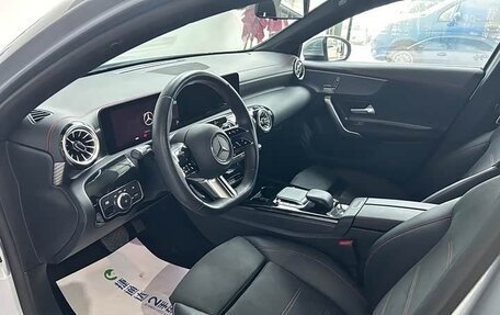 Mercedes-Benz A-Класс, 2022 год, 1 698 832 рублей, 18 фотография