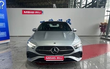 Mercedes-Benz A-Класс, 2022 год, 1 698 832 рублей, 2 фотография