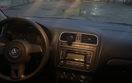 Volkswagen Polo VI (EU Market), 2012 год, 820 000 рублей, 14 фотография