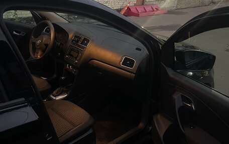 Volkswagen Polo VI (EU Market), 2012 год, 820 000 рублей, 12 фотография