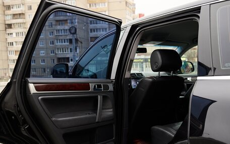 Volkswagen Touareg III, 2008 год, 1 290 000 рублей, 28 фотография