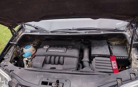 Volkswagen Touran III, 2006 год, 505 000 рублей, 10 фотография