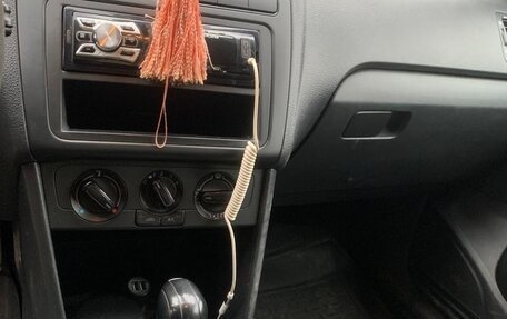 Volkswagen Polo VI (EU Market), 2016 год, 890 000 рублей, 13 фотография