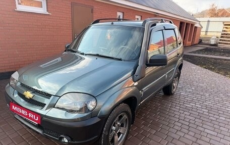 Chevrolet Niva I рестайлинг, 2019 год, 1 150 000 рублей, 5 фотография