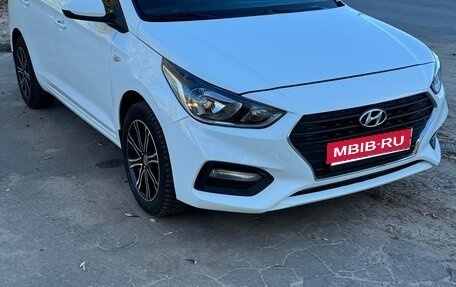Hyundai Solaris II рестайлинг, 2018 год, 899 999 рублей, 1 фотография